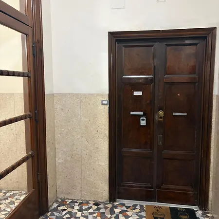 Clodio 10 *